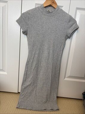 Garage Grey Short-Sleeve Mini Knit Dress